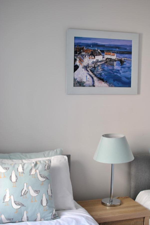 The Neuk- Contemporary Coastal Apartment